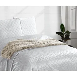 Bedspreien*Beddenbriljant Velvet Classico White