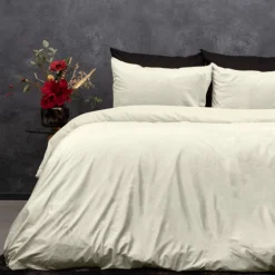 Dekbedovertrekken*Beddenbriljant Velvet Uni Dekbedovertrek Creme